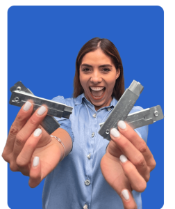chica orion con cutters